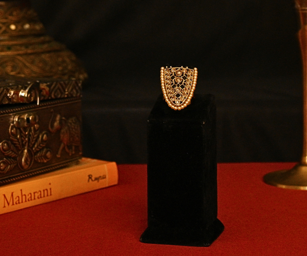 Nashq Antique Adjustable Gold-Plated Ring