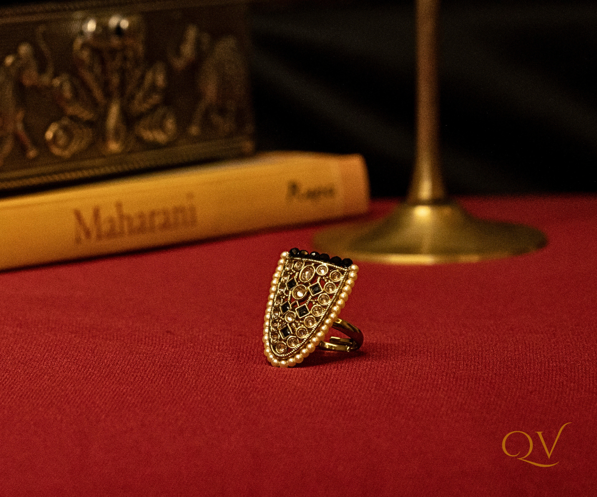Nashq Antique Adjustable Gold-Plated Ring