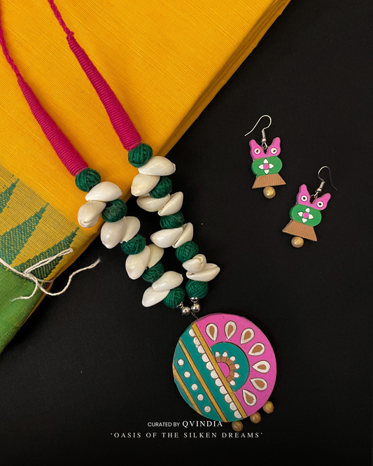 Lakshmi Uluka Terracotta Art Necklace with Earrings