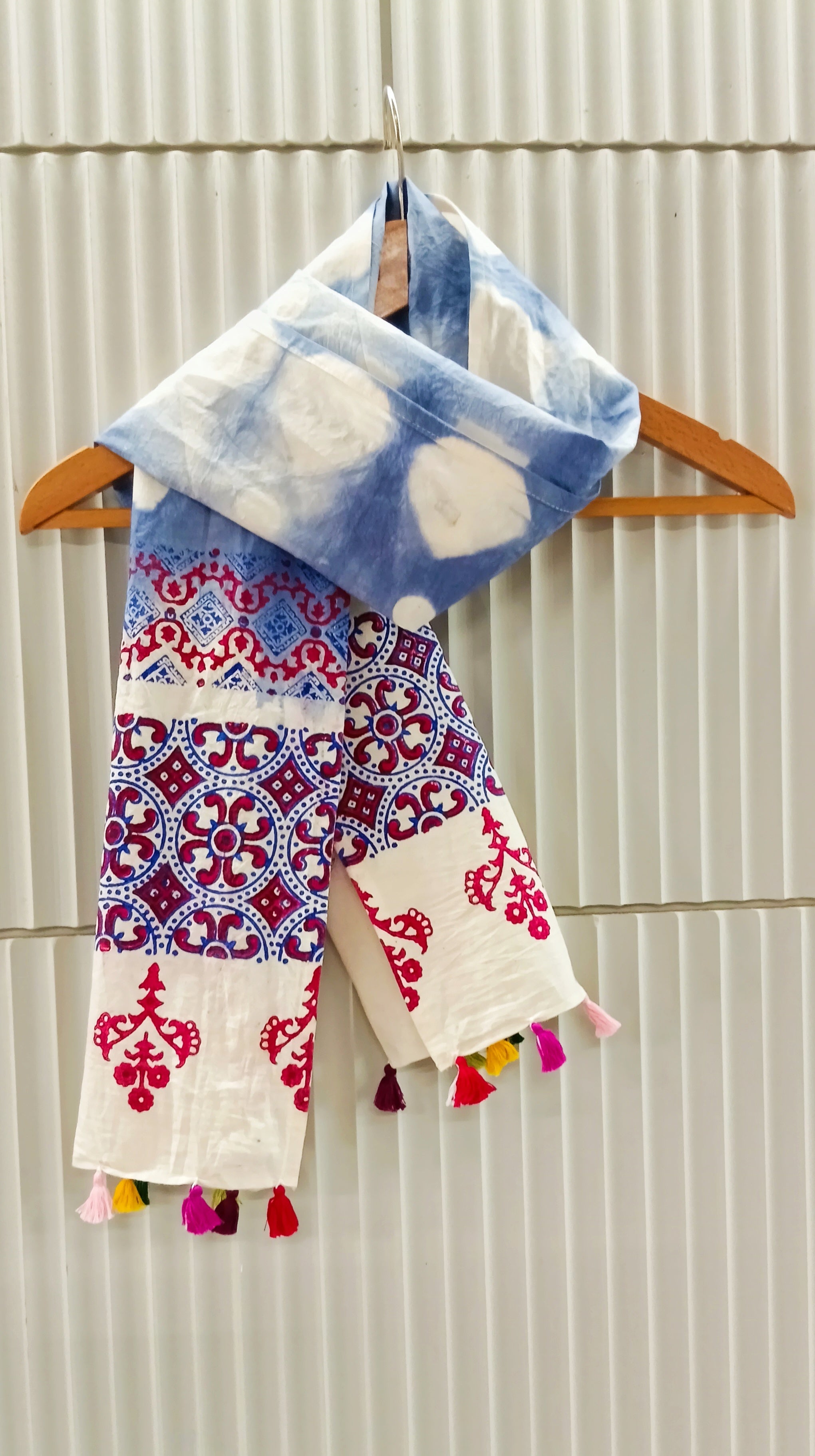 Twilight in Kutch Handcrafted Bandhani Tie-Dye Cotton Stole