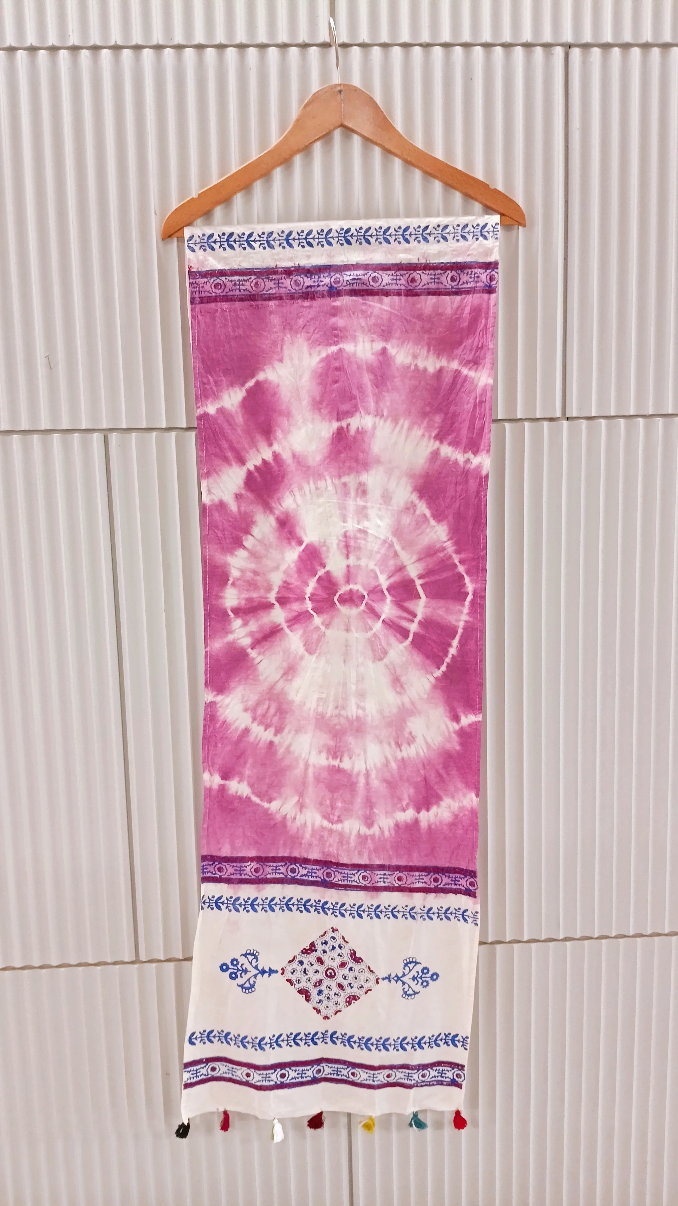 Pink Desert Sky Handcrafted Bandhani Tie-Dye Cotton Stole